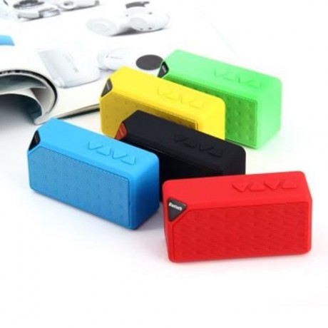 X3 BLUETOOTH V2.1 MINI WIRELESS PORTABLE SPEAKER WITH FM RADIO USB INPUT (GREEN)