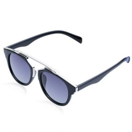CHIC ALLOY BAR AND FULL FRAME DESIGN SUNGLASSES FOR WOMEN (SILVER GRAY)