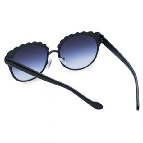 STYLISH WOMEN'S DIAMOND SHAPE ALLOY EMBELLISHED SUNGLASSES (RANDOM COLOR PATTERN)