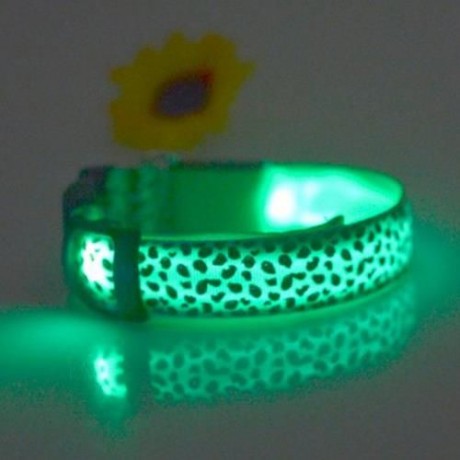LEOPARD PRINT LED COLLAR LUMINOUS PUPPY NECKLACE PET DECORATIVE PROPS (GREEN)