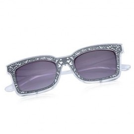 FASHIONABLE HOLLOW OUT FLOWER PATTERN ALLOY FULL FRAME SUNGLASSES FOR WOMEN (RANDOM COLOR 