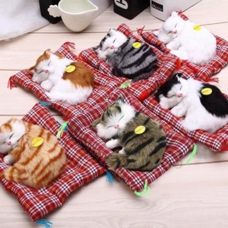 SIMULATION SLEEPING CAT CRAFT TOY  WITH SOUND (YELLOW WHITE)