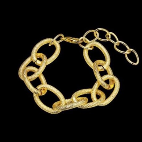 B009 NICKLE FREE ANTIALLERGIC FASHION JEWELRY 18K GOLD PLATED BRACELETS (GOLDEN)