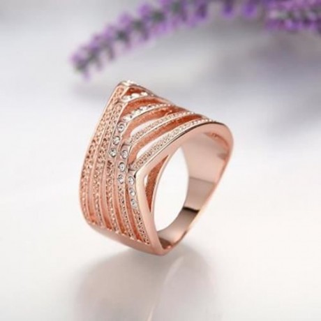 R746-B NICKLE FREE ANTIALLERGIC NEW FASHION JEWELRY 18K GOLD PLATED RING (ROSE GOLD)