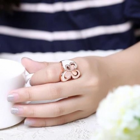 R772-B NICKLE FREE ANTIALLERGIC NEW FASHION JEWELRY 18K GOLD PLATED RING (ROSE GOLD)