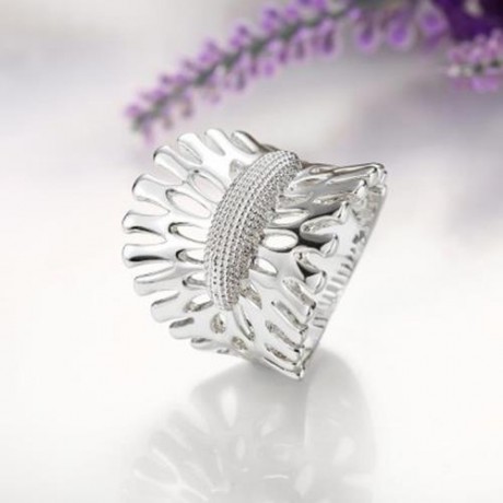 R789-C NICKLE FREE ANTIALLERGIC NEW FASHION JEWELRY 18K GOLD PLATED RING (SILVER)