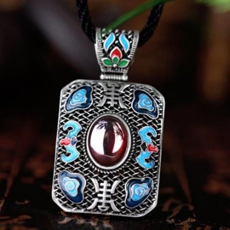 N004-B LADIES NATIONAL STYLE RECTANGLE SHAPE PENDANT NECKLACE (RED)