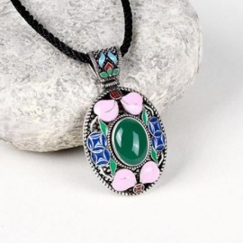 N001-C WOMEN VINTAGE NATIONAL STYLE NECKLACE (GREEN)