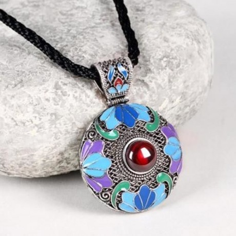 N007-B ROUND DIAMOND NATIONAL STYLE NECKLACE FOR WOMEN (RED)