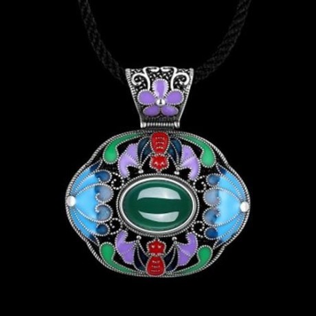 N006-C LADIES OLD CLASSICAL NATIONAL STYLE NECKLACE (GREEN)