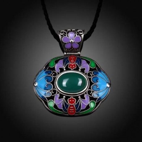 N006-C LADIES OLD CLASSICAL NATIONAL STYLE NECKLACE (GREEN)