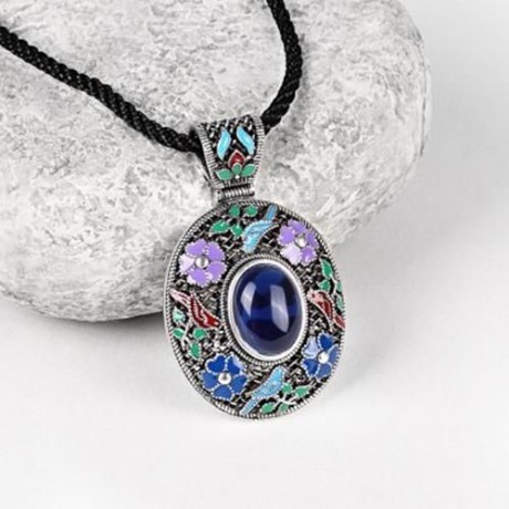 N017-A ANTIQUE GEOMETRIC PATTERN NATIONAL STYLE WOMEN NECKLACE (SAPPHIRE BLUE)