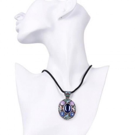 N017-A ANTIQUE GEOMETRIC PATTERN NATIONAL STYLE WOMEN NECKLACE (SAPPHIRE BLUE)