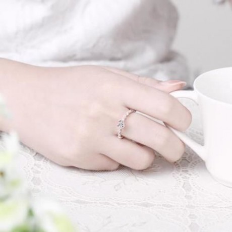 R014-B GOLD PLATED KOREAN STYLE NEW DESIGN FINGER RING FOR LADY (SILVER)