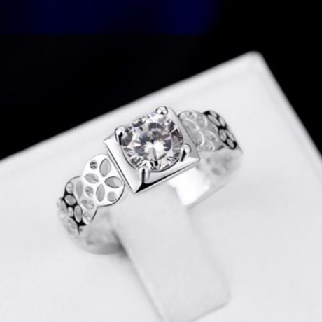ELEGANT SILVER PLATED WOMEN FINGER RING (SILVER)