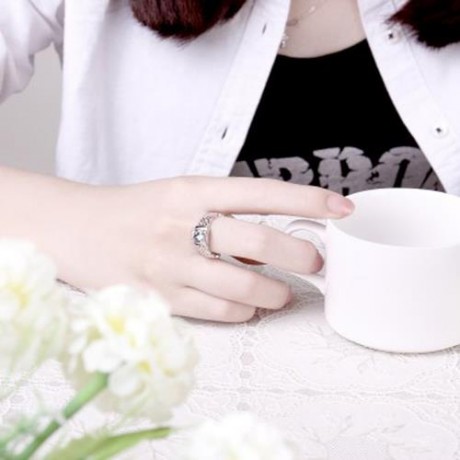 ELEGANT SILVER PLATED WOMEN FINGER RING (SILVER)