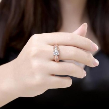 R404 - B FASHION JEWELRY ZIRCON RING (ROSE GOLD)