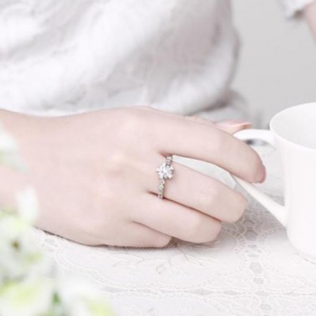 R015-B GOLD PLATED KOREAN STYLE NEW DESIGN FINGER RING FOR LADY (SILVER)