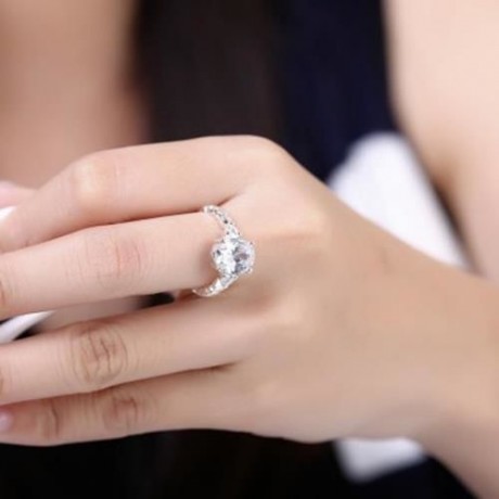 SILVER PLATED WOMEN FINGER RING (SILVER)