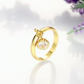 R407 - A FASHION JEWELRY ZIRCON RING (GOLDEN)