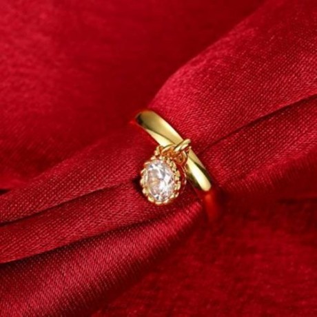R407 - A FASHION JEWELRY ZIRCON RING (GOLDEN)