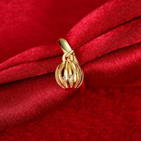 R405 - A FASHION JEWELRY ZIRCON RING (GOLDEN)