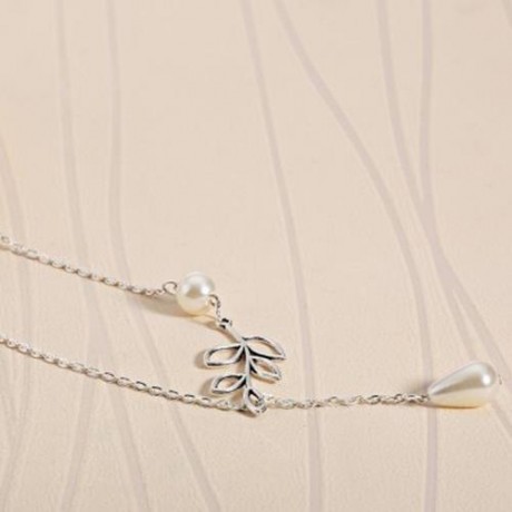 FRESH STYLE LEAF PEARL WATER DROP LADIES NECKLACE (SILVER)