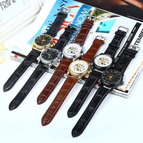 WINNER W045 MEN HOLLOW AUTOMATIC MECHANICAL WATCH WITH LEATHER BAND RHINESTONE SCALES (WHI