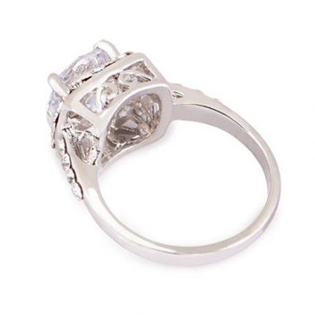 ROMANTIC WOMEN RHOMBIC RHINESTONE EMBELLISHED BRIDAL RING (SILVER)