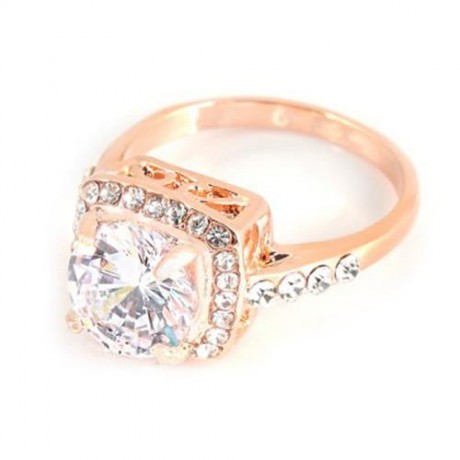 ROMANTIC WOMEN RHOMBIC RHINESTONE EMBELLISHED BRIDAL RING (ROSE GOLD)
