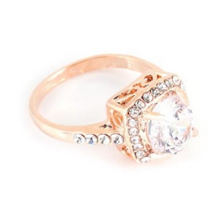 ROMANTIC WOMEN RHOMBIC RHINESTONE EMBELLISHED BRIDAL RING (ROSE GOLD)