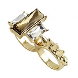TRENDY SOLID COLOR RIVET EMBELLISHED RING FOR WOMEN (COLORMIX)