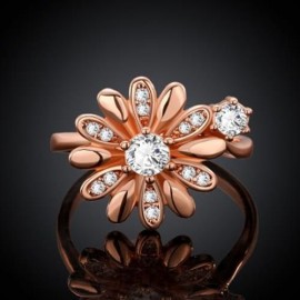 CHIC WOMEN'S FLOWER SHAPE RHINESTONE DECORATED RING (ROSE GOLDEN)