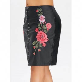 Plus Size Embroidery PU Leather Skirt (BLACK)