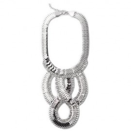 SIMPLE GEOMETRIC PENDANT GOLDEN ALLOY NECKLACE FOR WOMEN (SILVER)