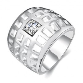 R785-C NICKLE FREE ANTIALLERGIC NEW FASHION JEWELRY 18K GOLD PLATED RING (SILVER)