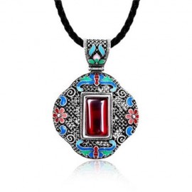 N005-B WOMEN ANTIQUE NATIONAL STYLE CARVING PENDANT NECKLACE (RED)